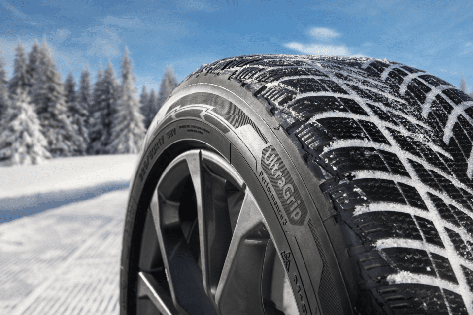 Goodyear UltraGrip Performance 3 175 65 R14 82 T Oponeo