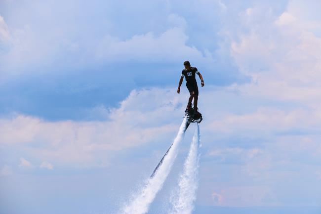 Flyboard ma szansę przestać być jedynie atrakcją w nadmorskich kurortach.