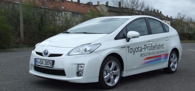 toyota hybryda